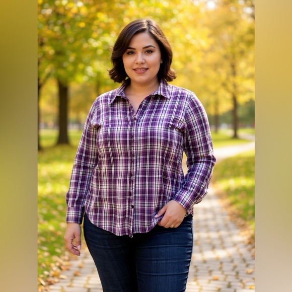 Ladies St. John’s Bay Shirt - Picture 1 of 10